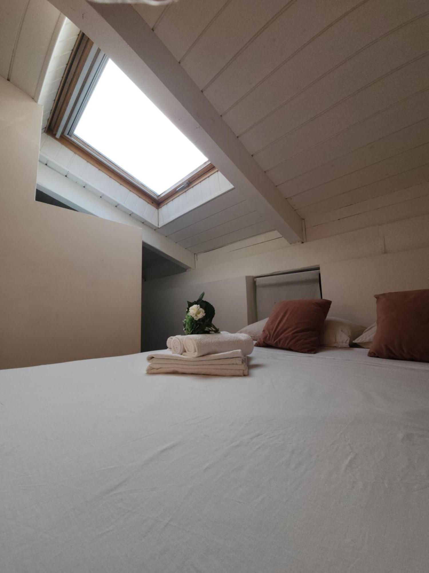 Gaia Suites - A Due Passi Dal Centro - Parcheggio Privato Turin Room photo